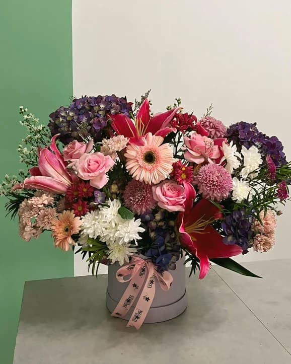 Blushing Bloom Box