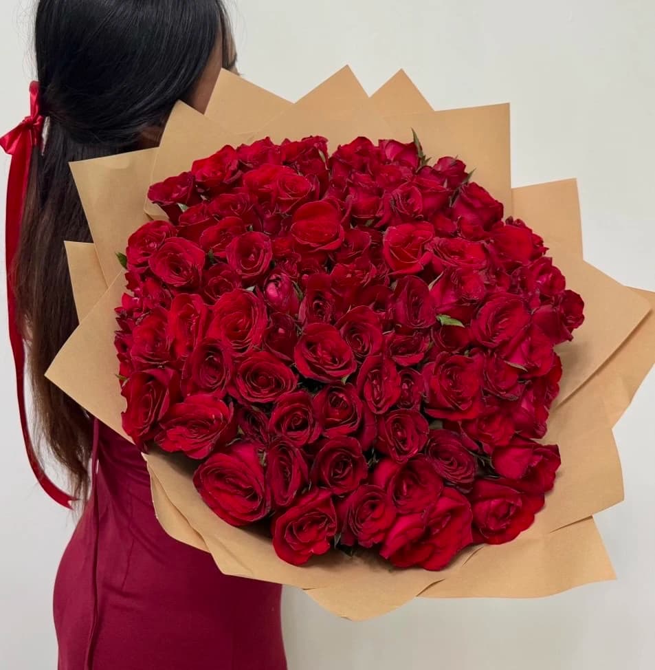 101 Fresh Javanese Roses
